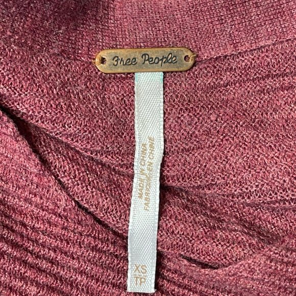 Free People XS Ribbed Bell Sleeve V- Neck Sweater Top Burgundy - Picture 7 of 7